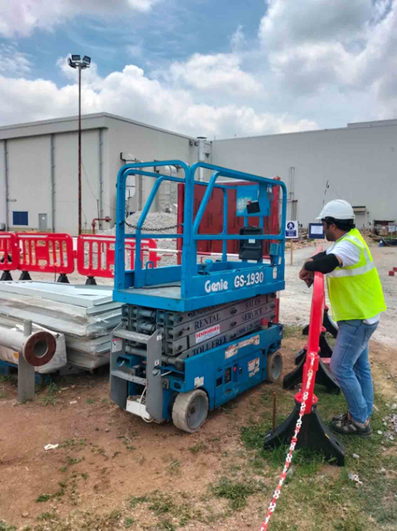 Scissor Lift Rental Price